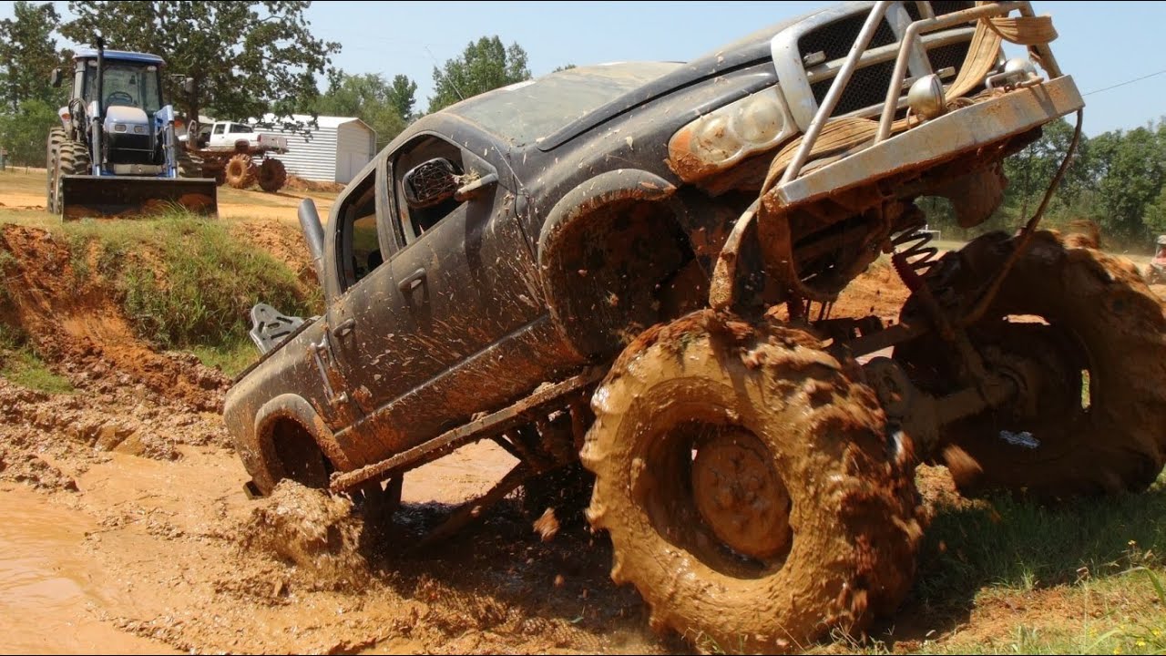 MUDDIN FUN at GATOR RUN!! - YouTube