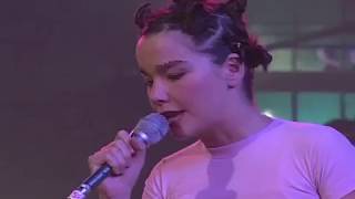 Björk - Come To Me (Live NRK U 1993) chords