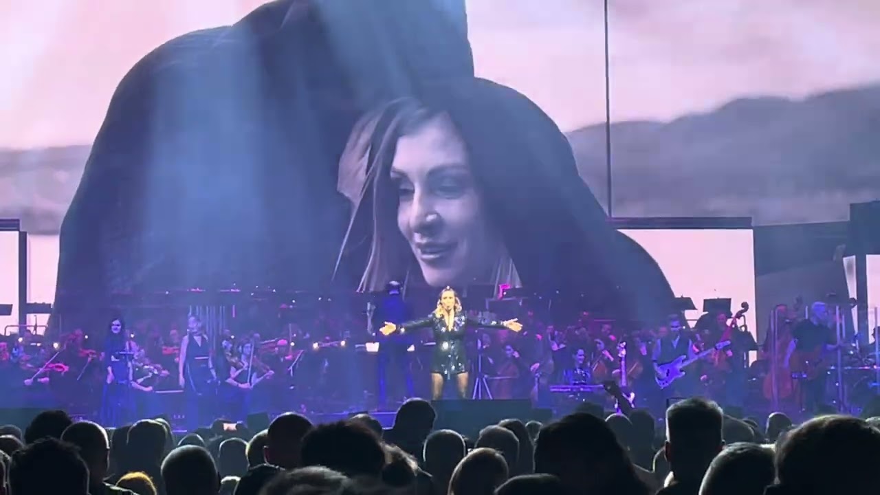 Depeche Mode 101 Hang Special Tribute - Fehér Lili: Ghosts Again- MVM Dome Budapest Live 27.11.2025.