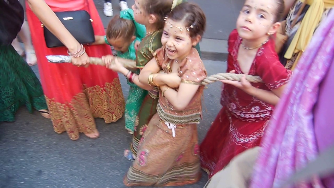 Hare Krishna ISKCON Roma 03 06 2017 ratha yatra part 05 DSCN0016