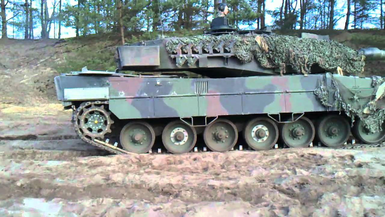 Leopard 2 A6 Kette Drauf Fahren Youtube