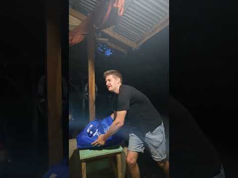 Isang Kawaling Bring House