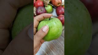 Gas or Bloating with Apple in Hindi