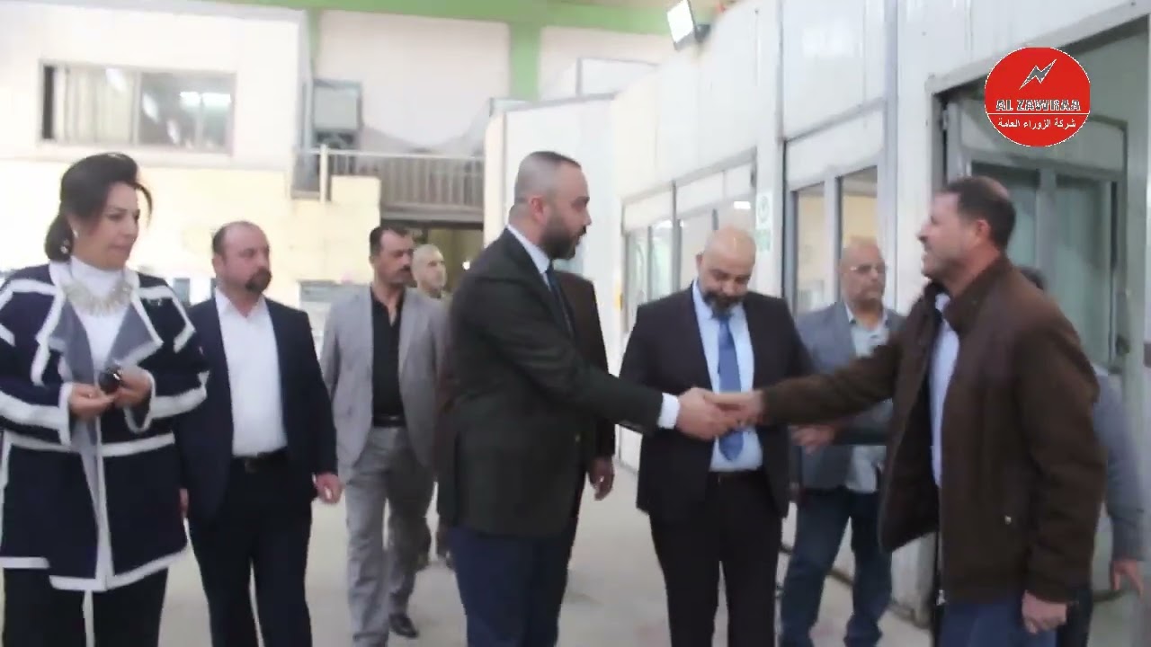 مديرعام شركةالزوراءالعامة المهندس ايمن صلاح يتفقد الورش الانتاجيةللاطلاع على سيرالعمل والانتاج فيها