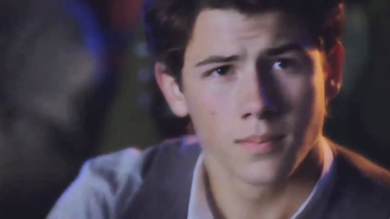 Miley Cyrus ft. Nick Jonas - Overboard