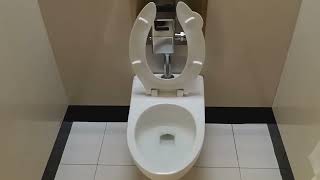 White Plains Bloomingdales Toilets