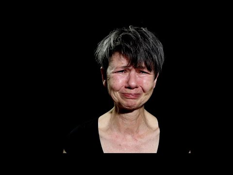 Video: Cattiva, Cattiva Madre