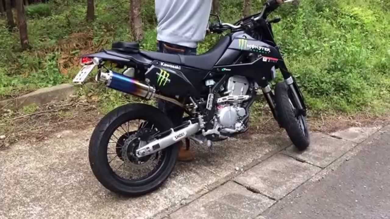 Dトラッカーx ビームスマフラー - YouTube