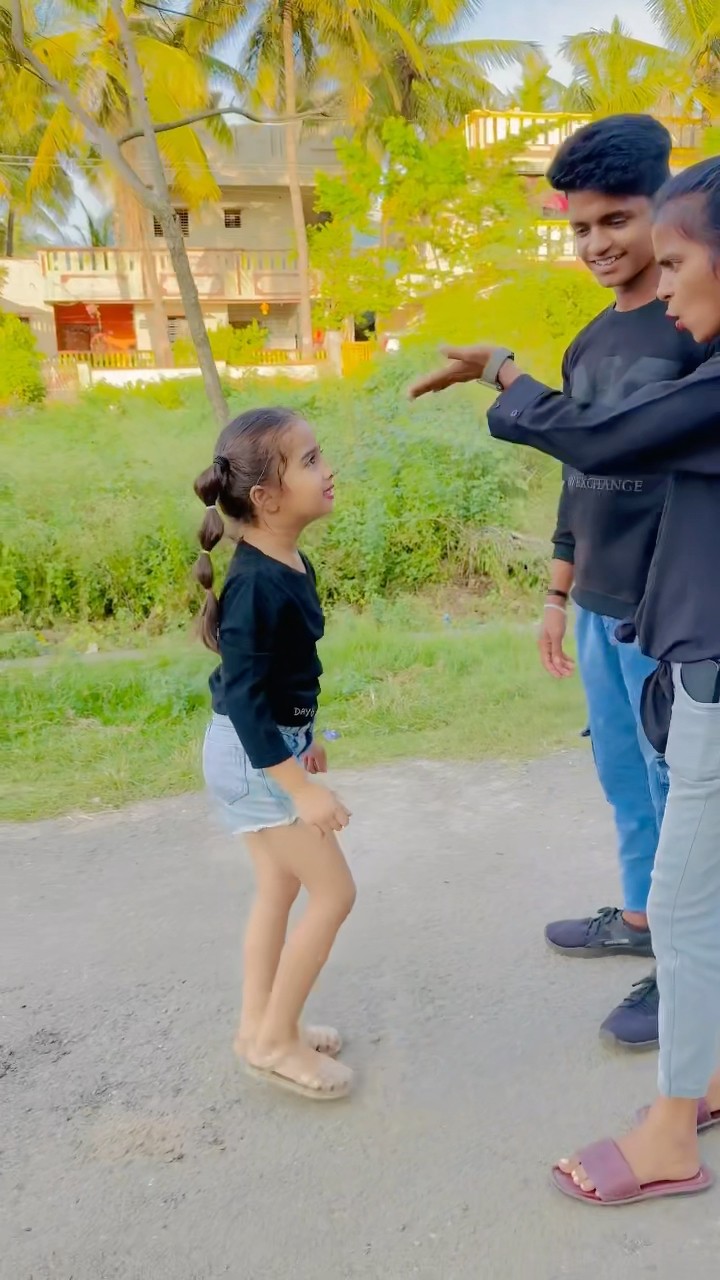 A meri bahan hai ???? @nishita1962 @Nishadancingqueen #funny #funnyvideo #trending #shorts