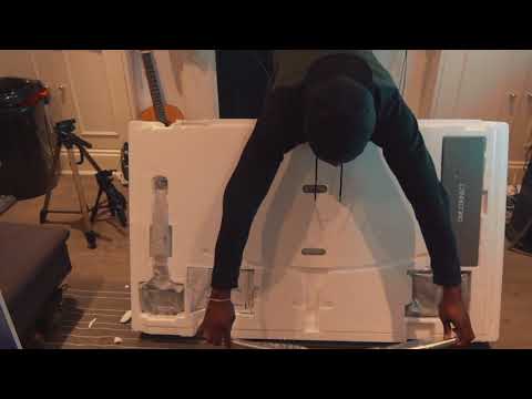 Samsung Q8C 4K HDR QLED 55 inch Curved TV Unboxing