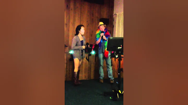 Nick Ostler and Erin Lewis singing "A Whole New Wo...