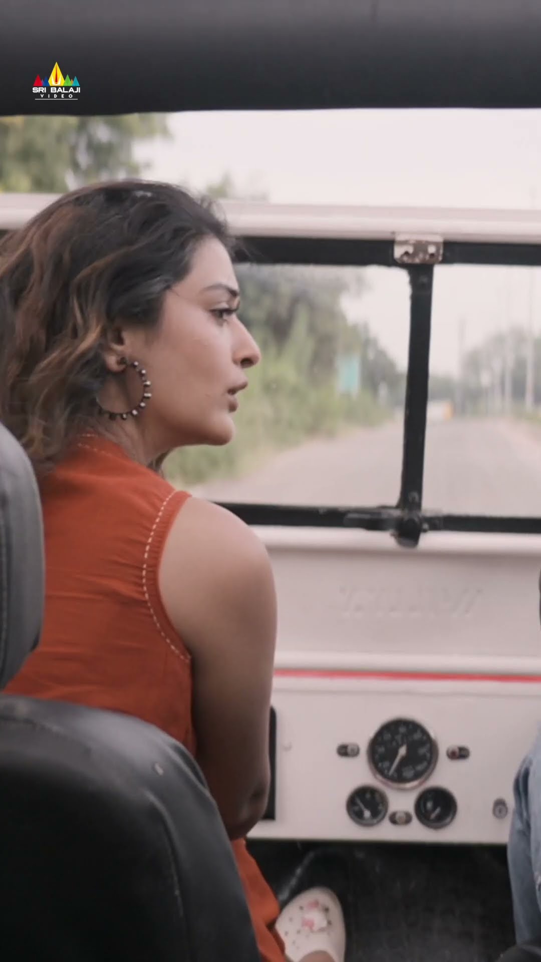 పిచ్చెక్కిస్తా నువ్వే చూస్తావ్ కదా ! #teesmaarkhan | #payalrajput | #shorts | #shorts | #ytshorts