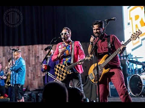 Reel Big Fish - “Brown Eyed Girl” Live (Pro Filmed) 