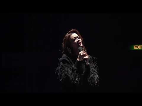 Hinsideout 張敬軒演唱會； 祖兒綵排唱「笑忘書」唱到喊....