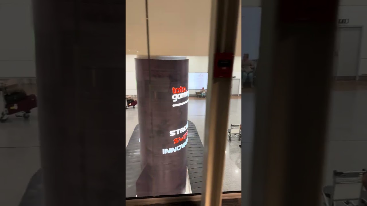 Zvartnots International Airport (EVN) arrivals - Yerevan, Armenia