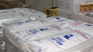 San Antonio Food Bank to offer free pet food for families in need on Pet Hunger Awareness Day