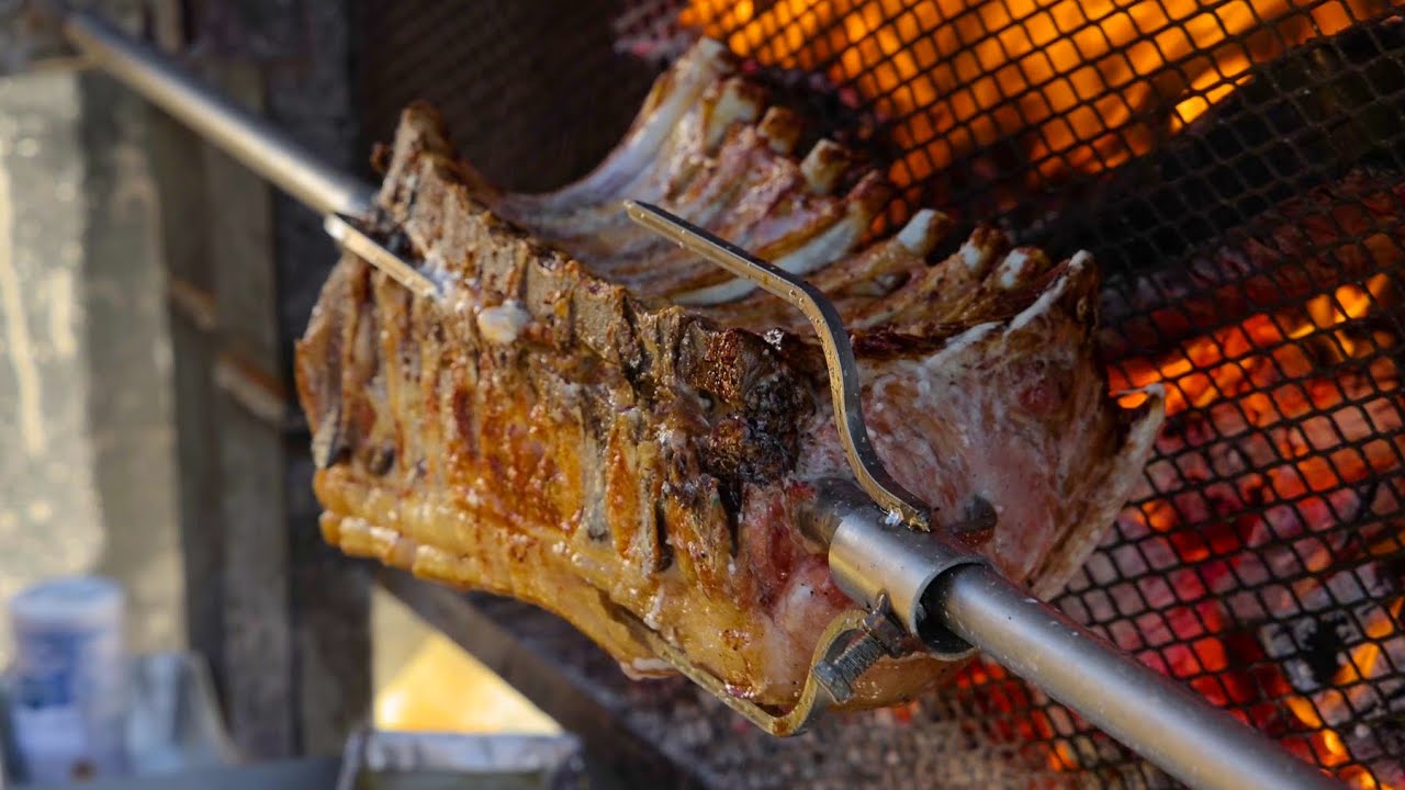 🐷🐷🐷 CHEZ ERWAN À L'ETABLE MONTILIENNE 😋😋😋