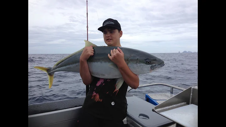 Awesome bite from a big Nz Kingfish