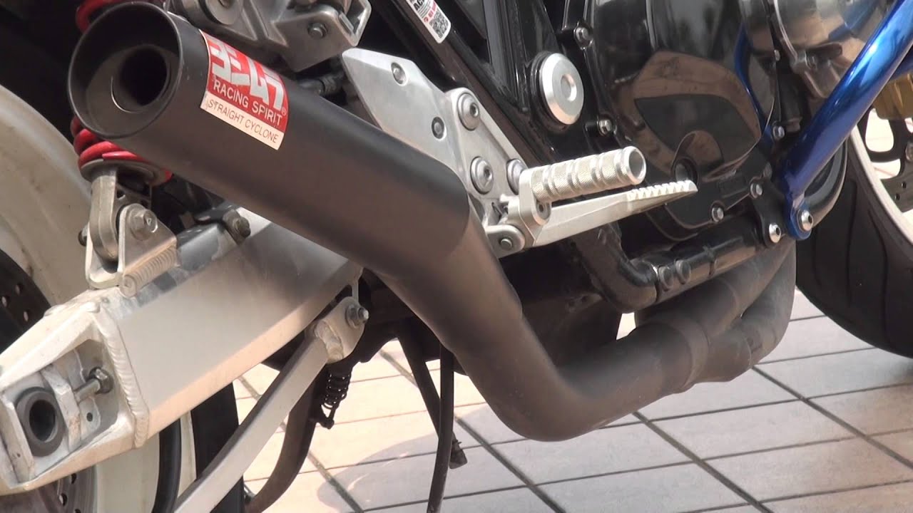 照る照る坊主　ヨシムラサウンドを響かせ　GSX1400　Suzuki　オールカスタムジャパン