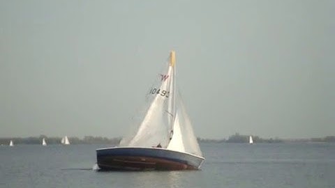 ESC capsize training Wayfarer