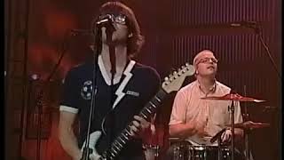 Video thumbnail of "Undone - The Sweater Song - Weezer - Live 1994 Conan Show (reupload)"
