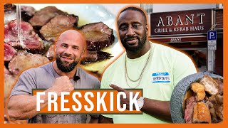 FRESSKICK auf MANUELLSEN sein Nacken | Salt Bae’s Butter Steak