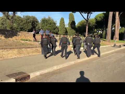 Video Roma, controlli dei Carabinieri nel centro storico: dieci arresti e due denunce