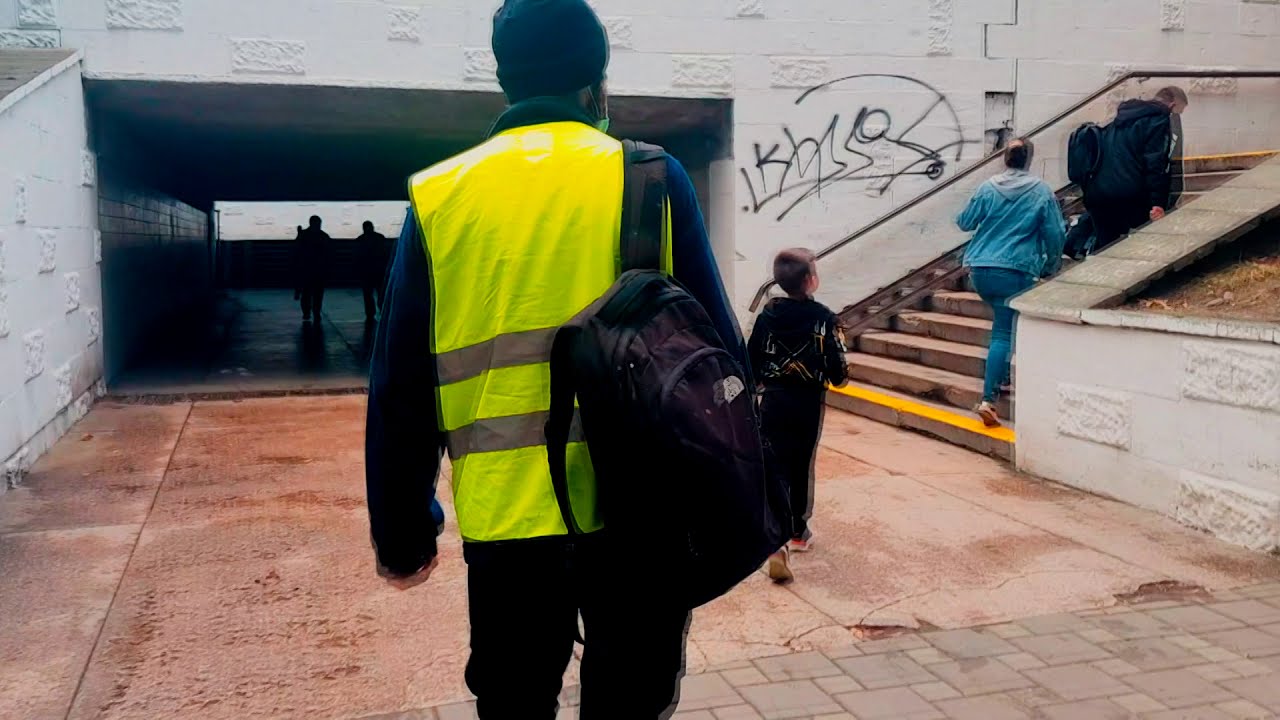 STREETBOMBING/Вкрасил весь переход/ Фактурное граффити. VOICE