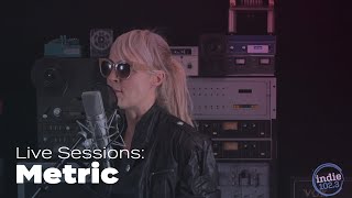 Metric performs throwback &quot;Twilight Galaxy&quot;