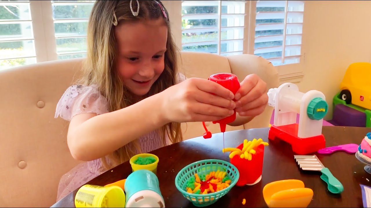 Play-Doh Kitchen Creations Spiral Fries Playset