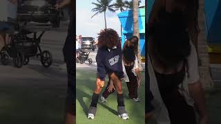 🇺🇸Kpop in Public - NewJeans "Attention"!