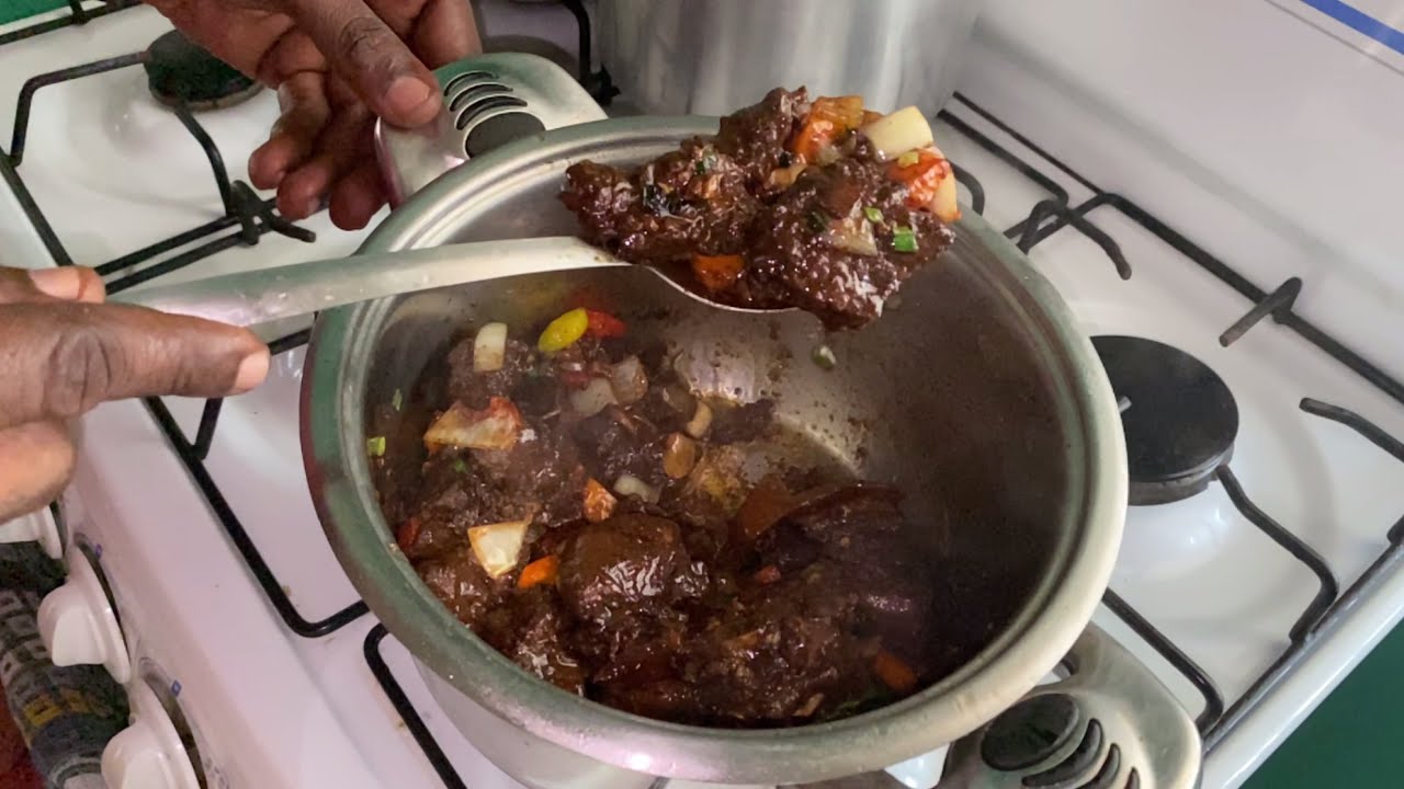 JAMAICA LIFE NICE Ep 46 CHEF EXTREME PREPARE ROAST YAM/ BREADFRUIT