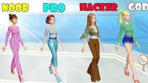 NOOB vs PRO vs HACKER vs GOD - Doll Factory!