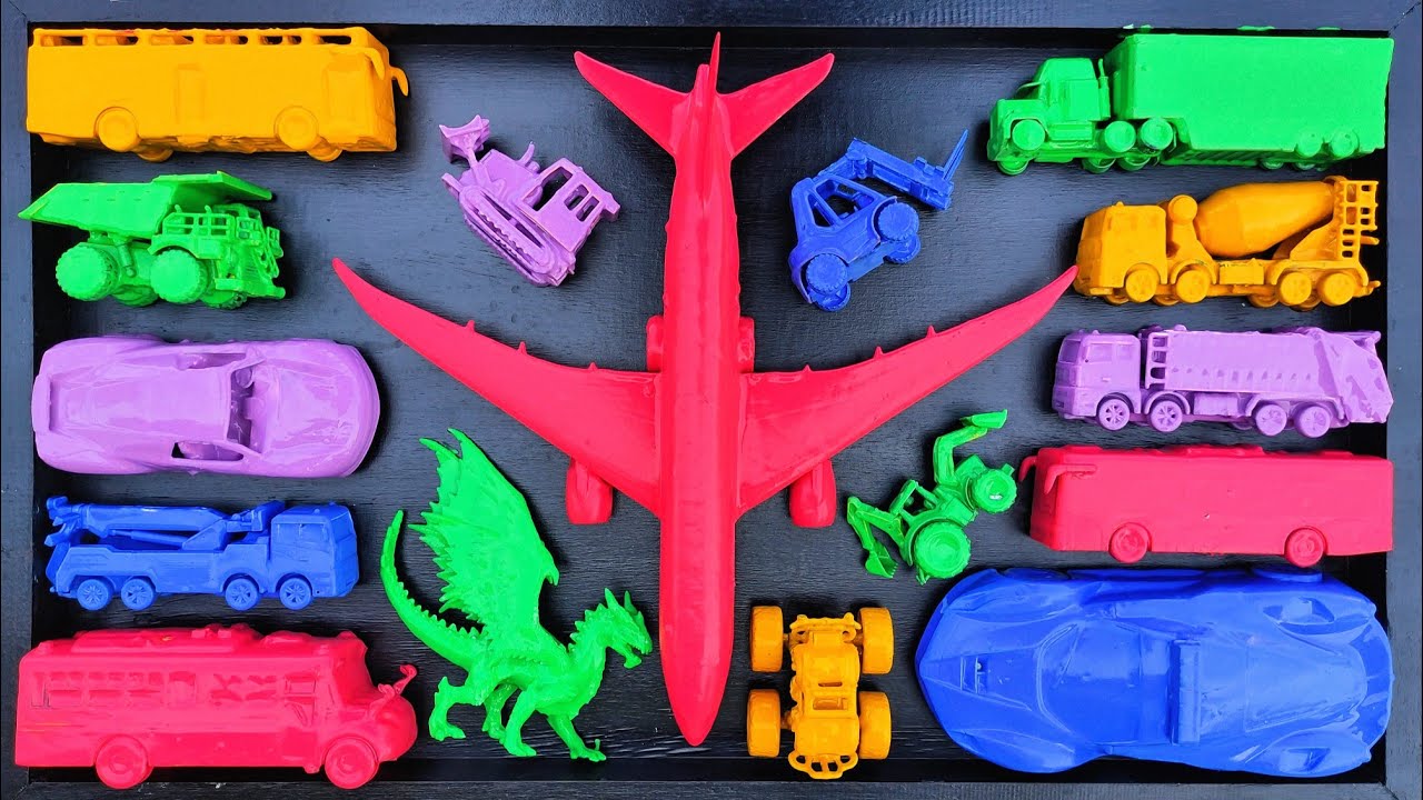 Membersihkan Mainan Mobil Balap, Truck Molen, Kereta Api, Tank Baja, Bus Telolet, Beko Excavator