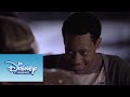 Let it Shine: Video Musical Don't Run Away