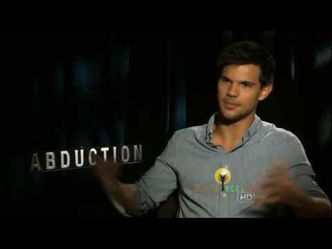 Taylor Lautner Interview for ABDUCTION [1080i]