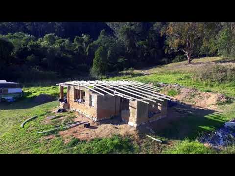 Cob Wall & Roof