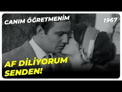 Sevgili Öğretmenim - Hülya Hoca, Öğrencisi Metin ile Yakınlaşıyor | Hülya Koçyiğit Yeşilçam Filmi