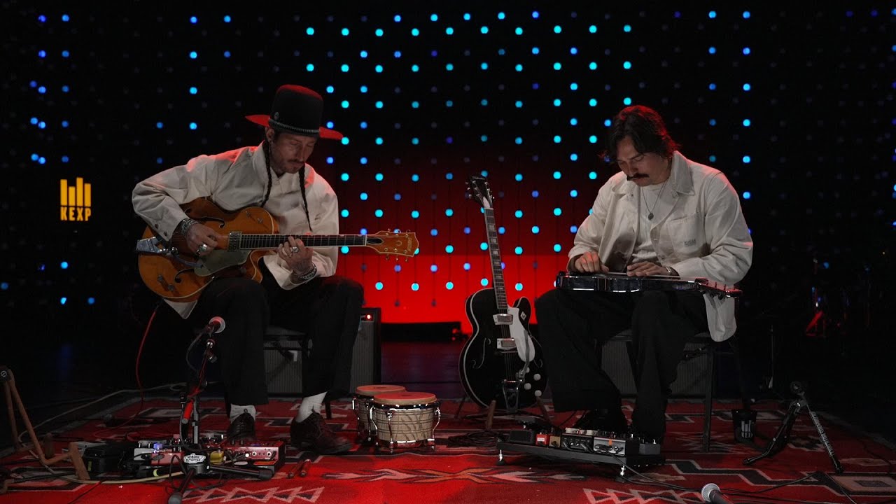 Hermanos Gutiérrez - Full Performance (Live on KEXP) Hermanos Gutiérrez - Full Performance (Live on KEXP)