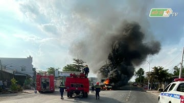 Tài xế liều mình lái xe bồn đang cháy dữ dội ra khỏi cây xăng.