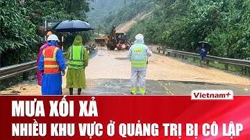 Giao thông miền núi Quảng Trị tê liệt do mưa lớn, nhiều tuyến đường bị chia cắt nghiêm trọng | VNP