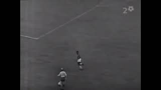 Djalma Santos x Sweden (1958 FIFA World Cup - Final)