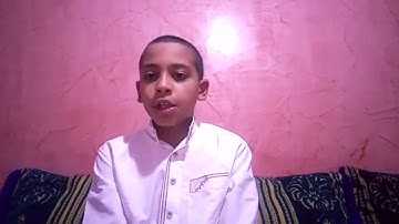 المشارك محمد علي قديري من مدينة الريش في مسابقة تجويد القرآن الكريم