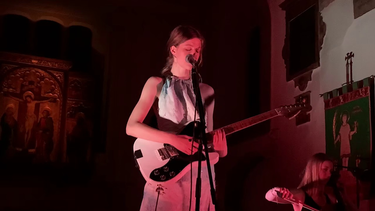 jfdr-white-sun-st-pancras-old-church-london-30-01-2020-youtube
