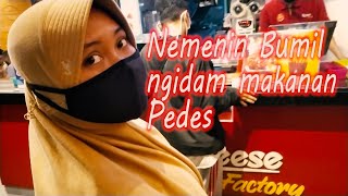 BUMIL NGIDAM MAKANAN PEDES AKHIRNYA KE RICHEESE || makan pedes saat hamil