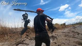 PENANGKAP KEPITING YANG BERUNTUNG DAPAT BANYAK