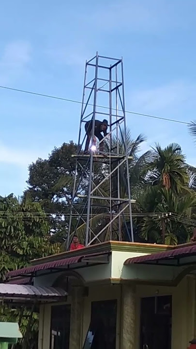Pemasangan tower toa mesjid