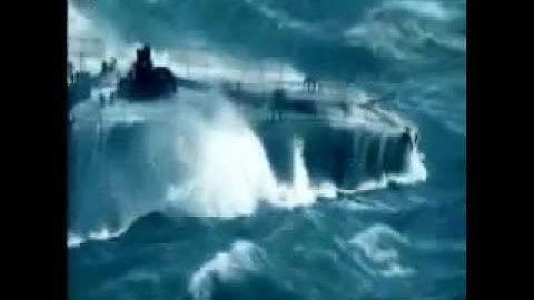 [ وهي تجري بهم في موج كالجبال ] القارئ محمد اللحيدان