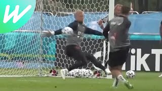 Unbeatable Kasper Schmeichel Was On Fire During Training Euro 2020