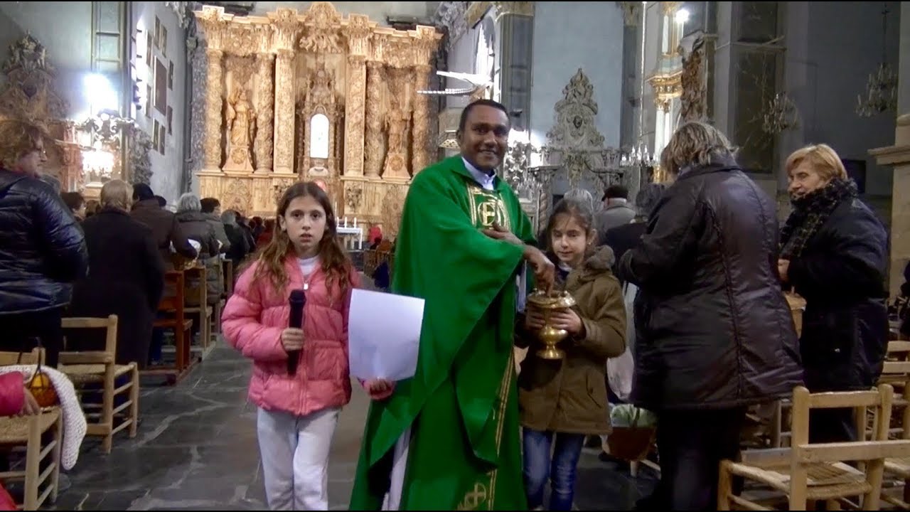 San Blas bendición de alimentos Chelva 3-2-2018 - YouTube
